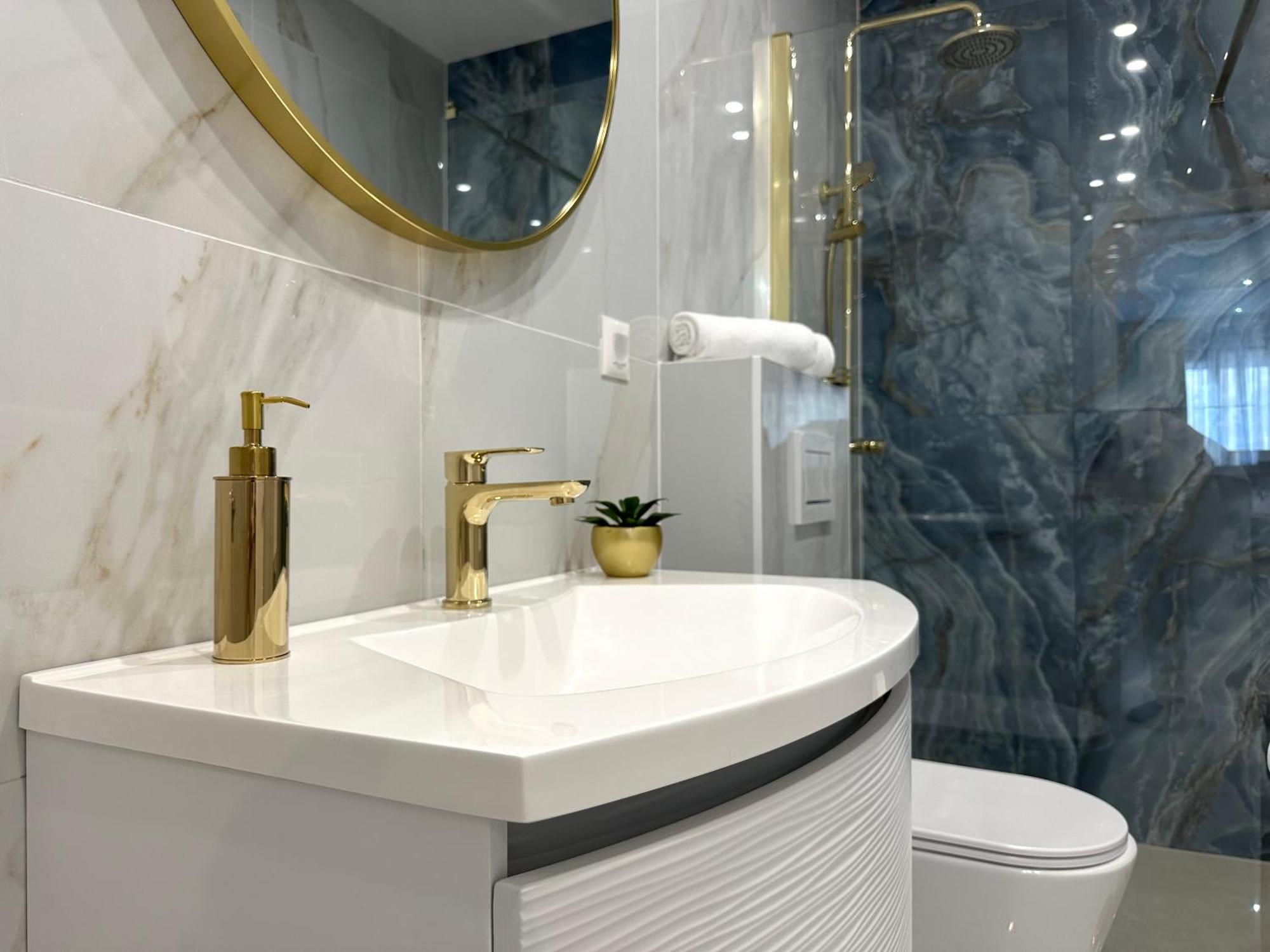 Villa Apartment Danny Baška Voda Екстериор снимка