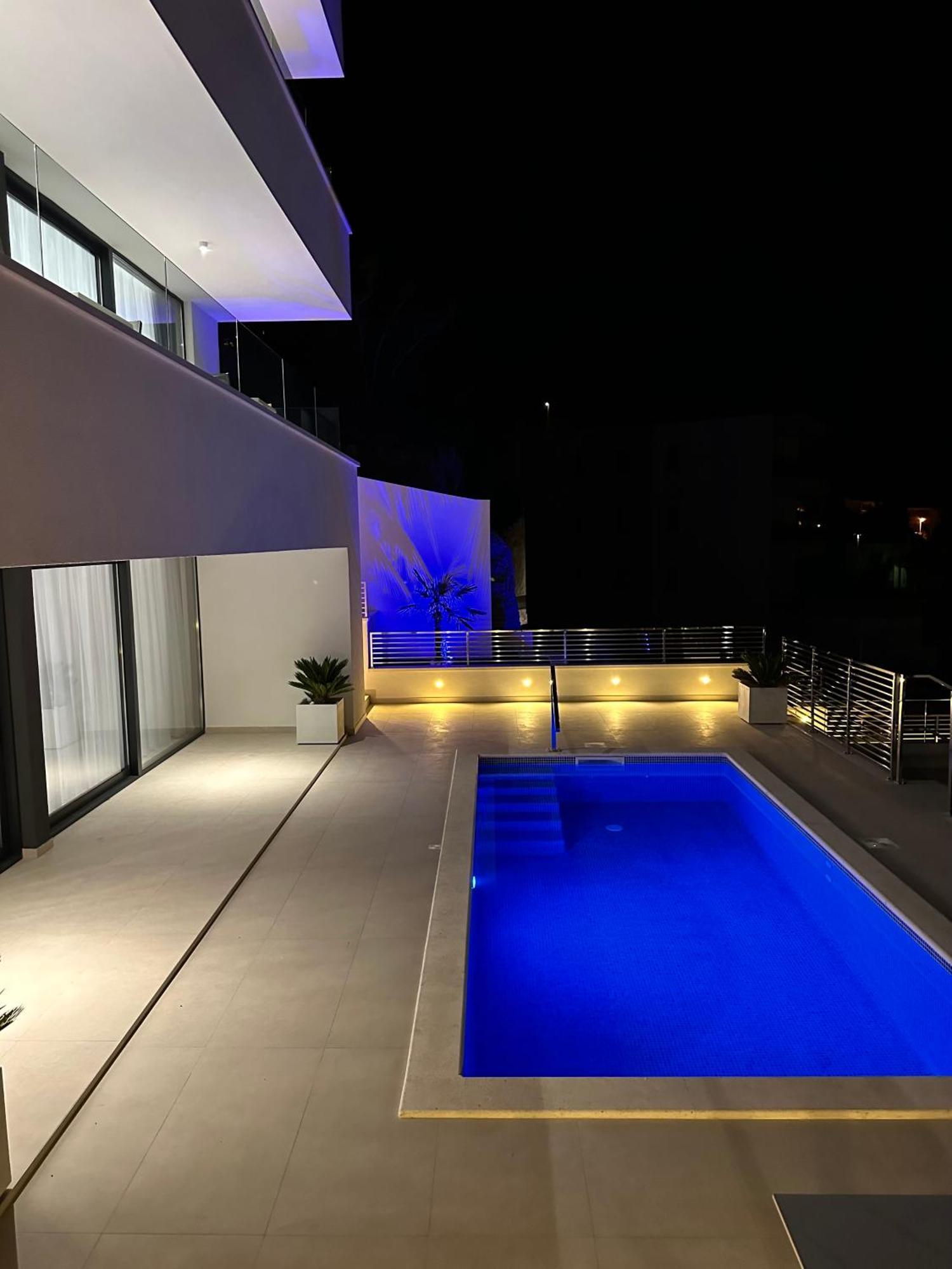 Villa Apartment Danny Baška Voda Екстериор снимка